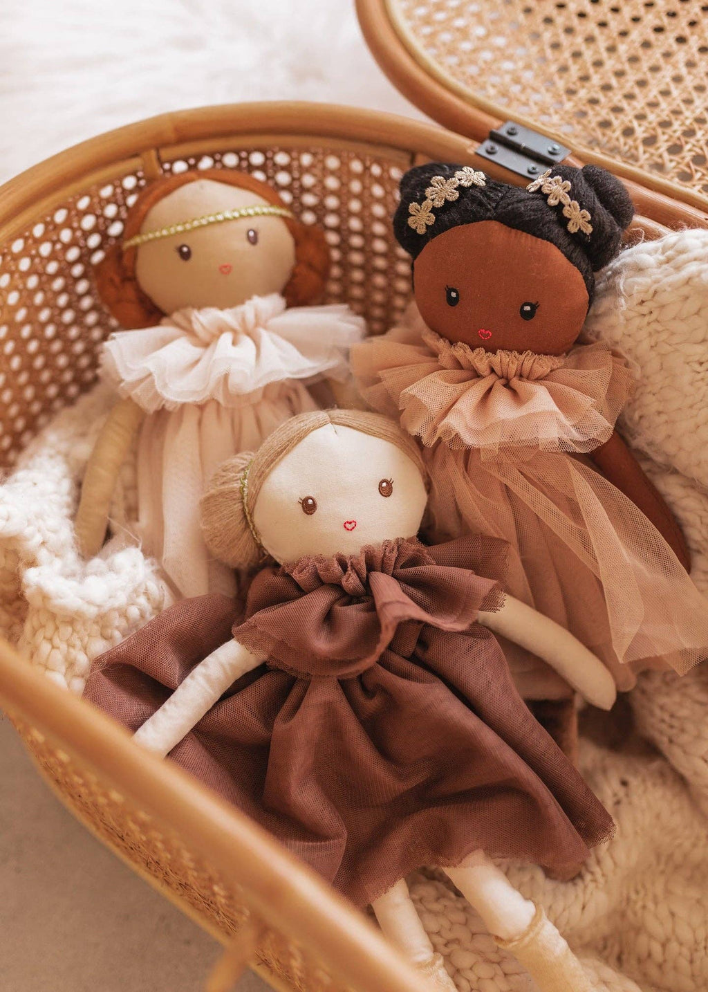 Dollies - Maggie Lu