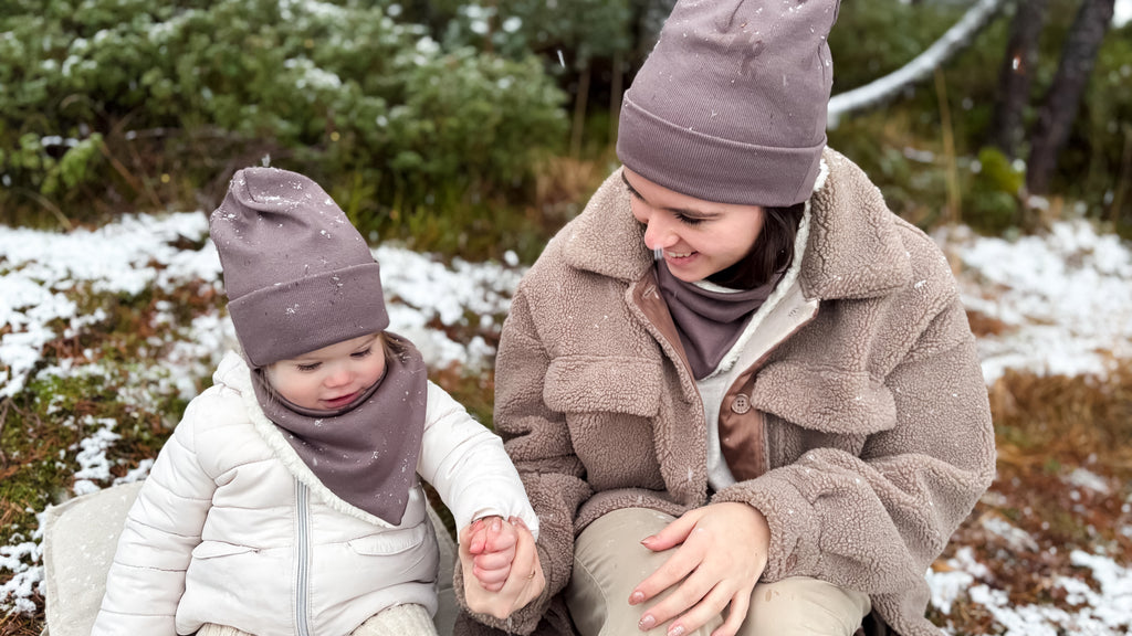 Lue i modal - mørk taupe str. 3-5 år